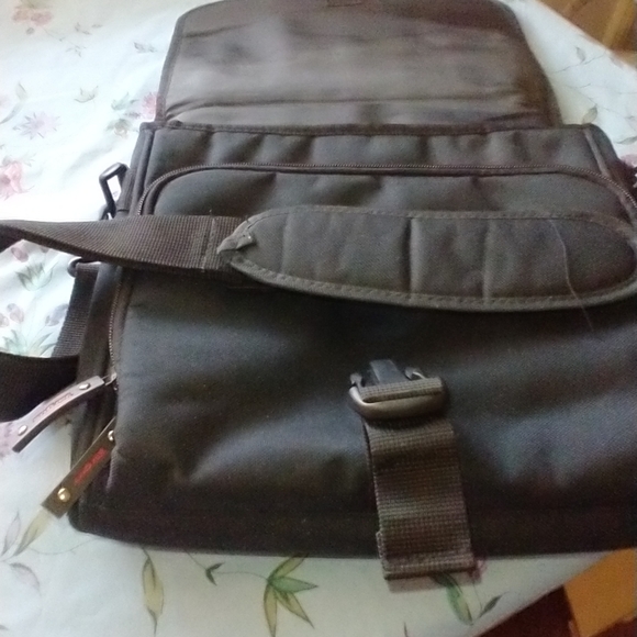 Bag computer - Picture 2 of 5